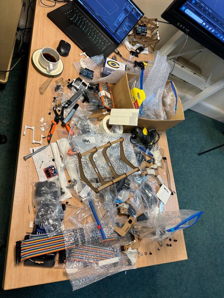 May ECO Robotics Camp с 12-16 photo